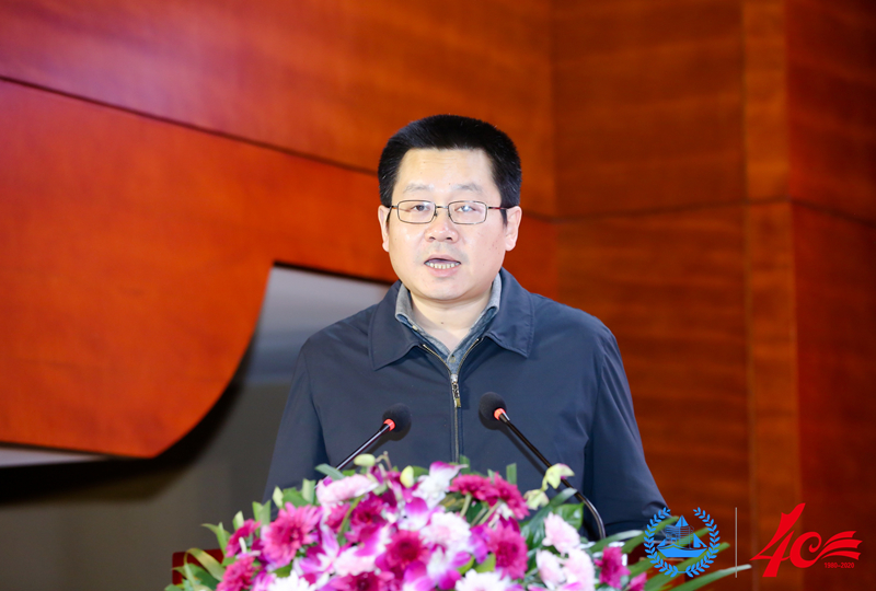 新闻报道科技部社发司王小龙指出了动研所两方面最宝贵的品质:一是